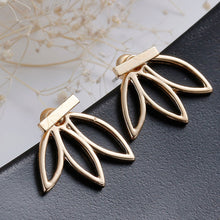 Load image into Gallery viewer, Lotus Flower  Earrings