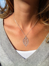 Load image into Gallery viewer, Two Leaves  Necklace