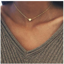 Load image into Gallery viewer, Small Heart Necklaces