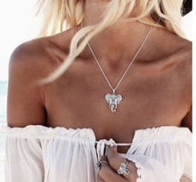 Load image into Gallery viewer, Silver Love Necklace