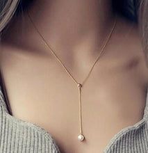 Load image into Gallery viewer, Silver Love Necklace