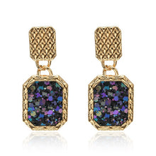 Load image into Gallery viewer, Vintage earrings