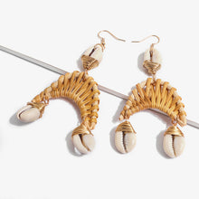 Load image into Gallery viewer, Handmade New Sea Shell  Earrings